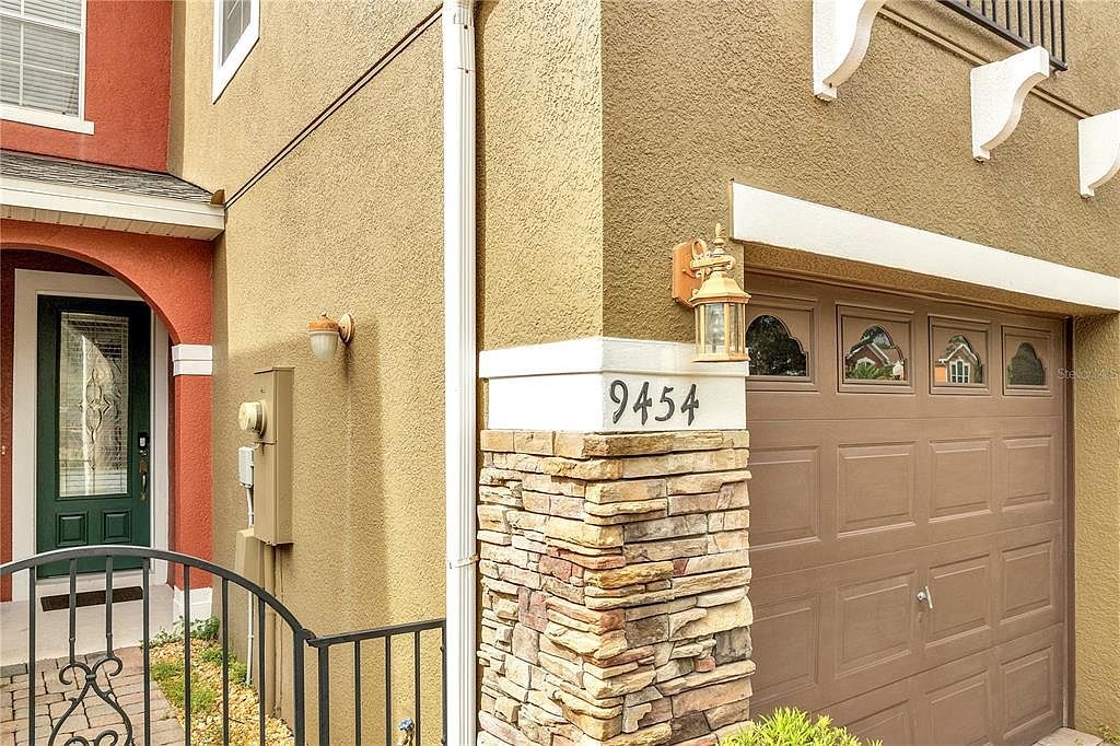 9454 Silver Buttonwood St Orlando, FL 32832 - Thumbnail 5