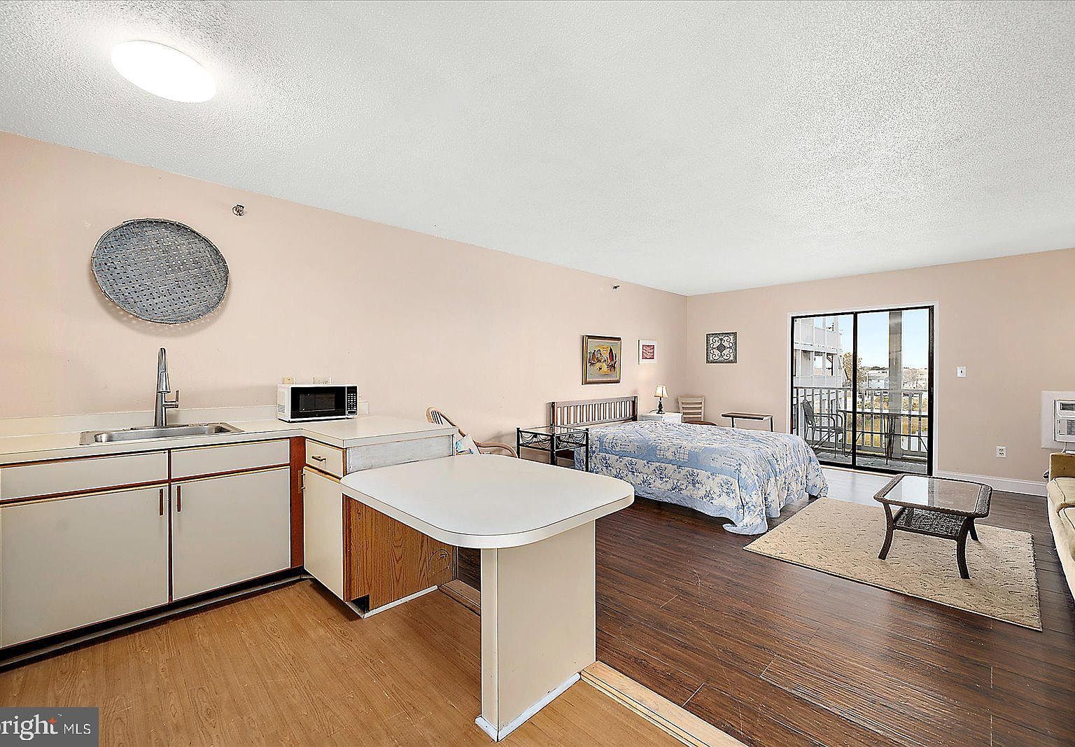 300 Robin Dr UNIT 216 Ocean City, MD 21842 - Thumbnail 5