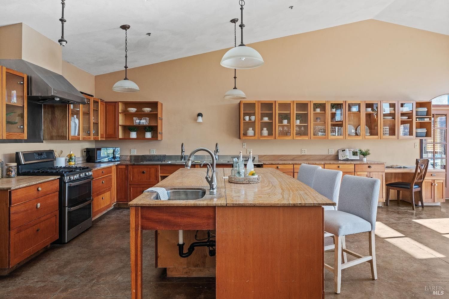 4300 Young Creek Rd Ukiah, CA 95482 - Thumbnail 5