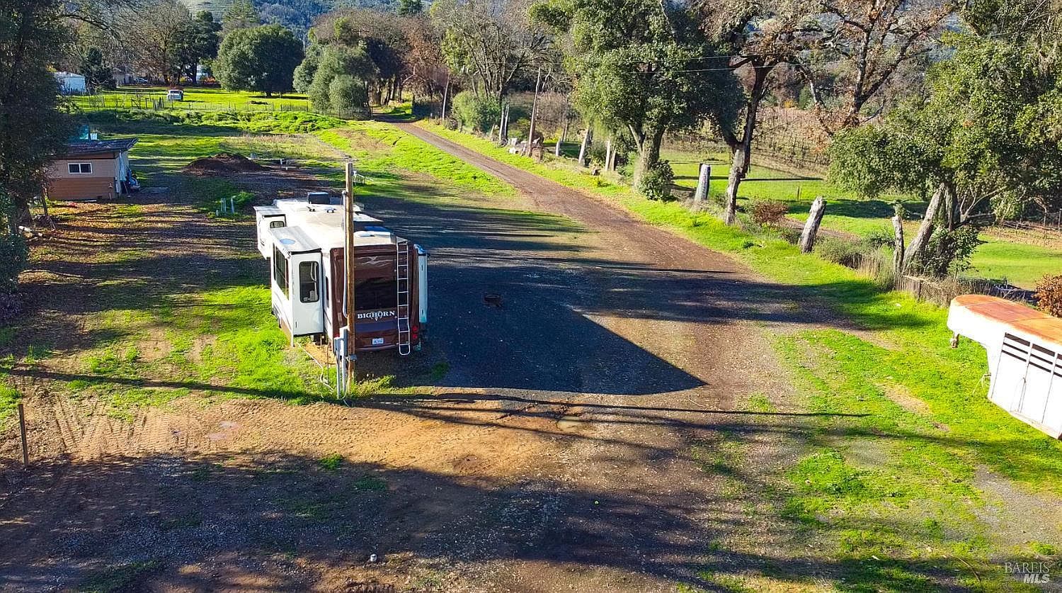 10379 West Rd Redwood Valley, CA 95470 - Thumbnail 5