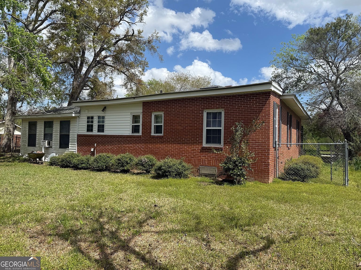 641 S Masonic St Millen, GA 30442 - Thumbnail 5