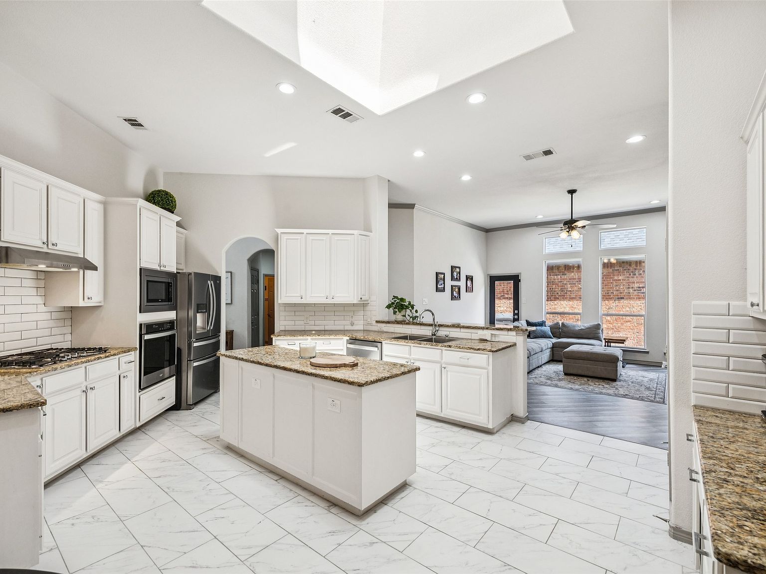 10082 Planters Row Dr Frisco, TX 75033 - Thumbnail 5