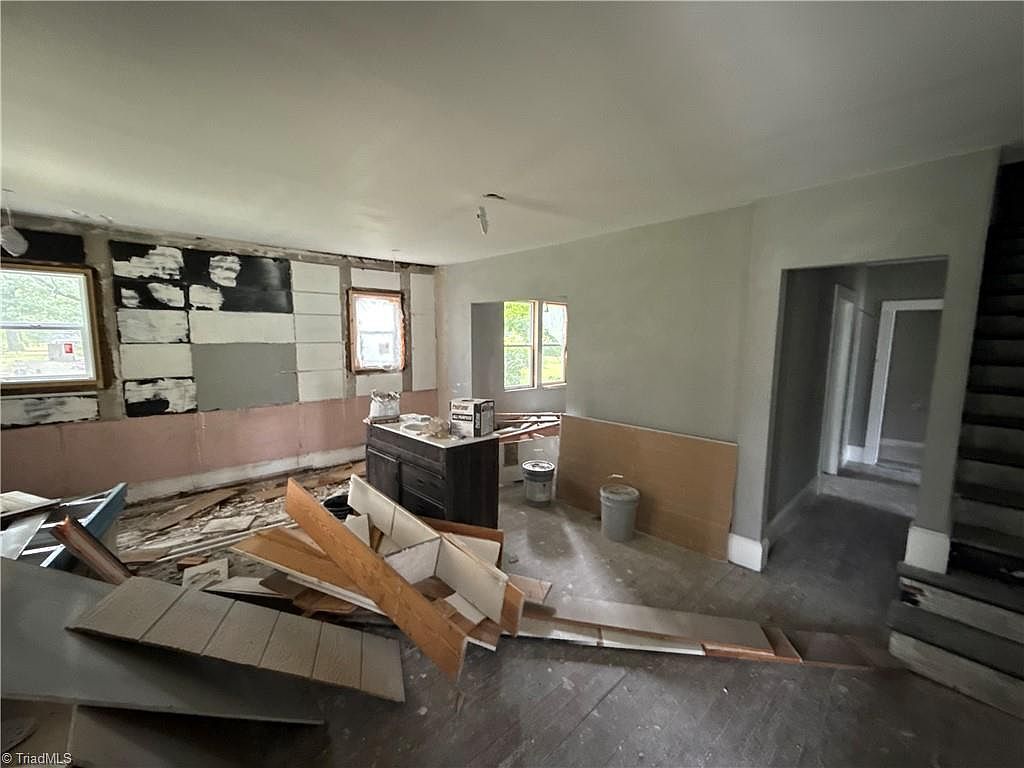 312 Culbreth Ave Thomasville, NC 27360 - Thumbnail 5