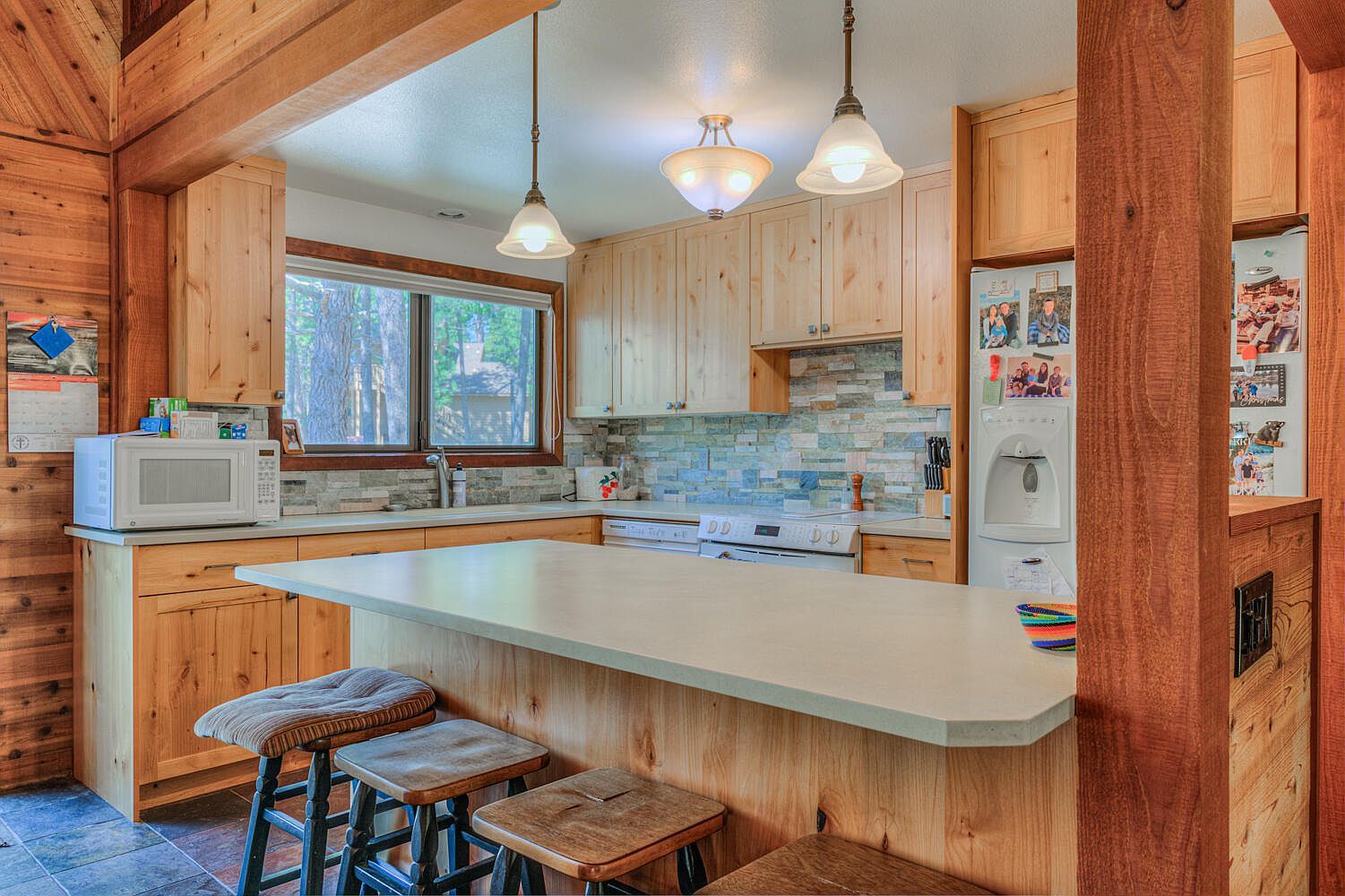 57085 Fox Ln #9 Bend, OR 97707 - Thumbnail 5