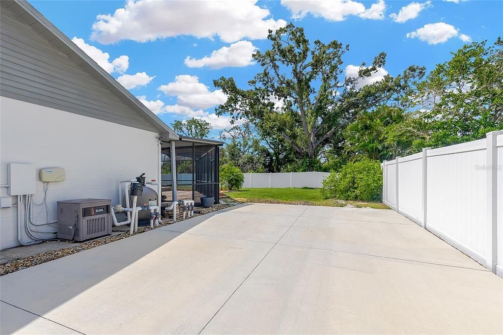 10811 Providence Oaks Dr Riverview, FL 33578 - Thumbnail 5