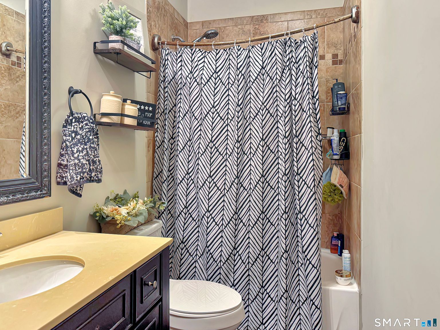 18 Columbia St Ansonia, CT 06401 - Thumbnail 5