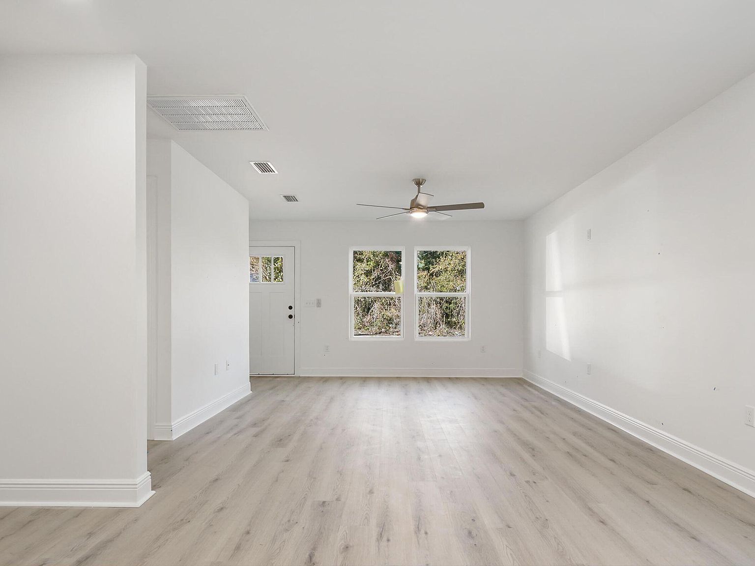 922 Taylor Dr Panama City, FL 32404 - Thumbnail 5