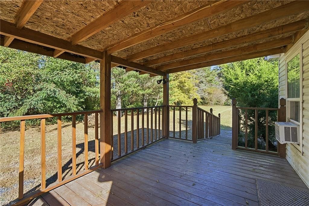 172 Brumley Rd Knotts Island, NC 27950 - Thumbnail 5