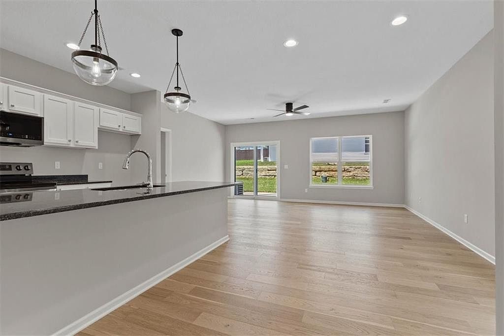 7808 NW 122nd St Kansas City, MO 64163 - Thumbnail 5