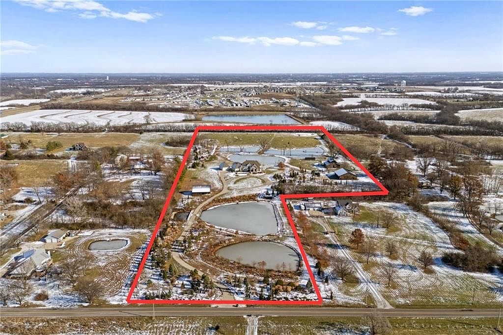 12517 S Harris Rd Lees Summit, MO 64086 - Thumbnail 5