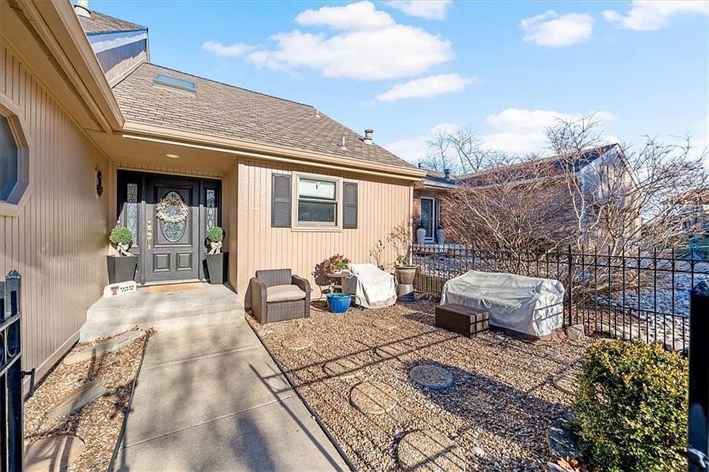 448 NE Point Dr Lees Summit, MO 64064 - Thumbnail 5