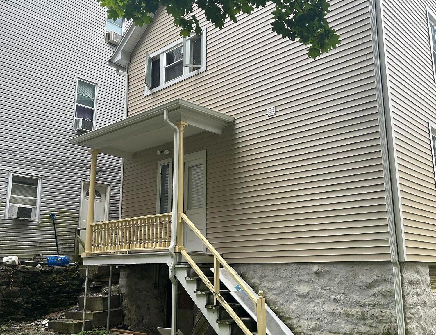 114 Salem Ave Carbondale, PA 18407 - Thumbnail 5