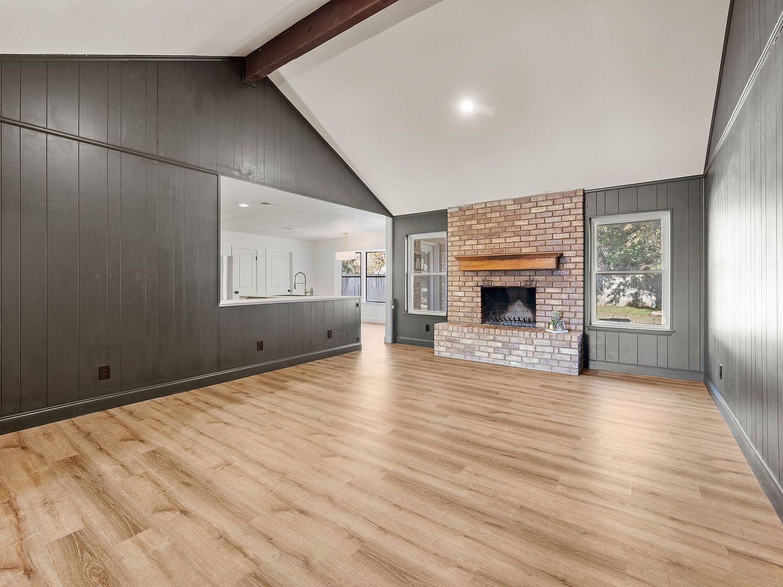 4105 Hemlock St Fort Worth, TX 76137 - Thumbnail 5