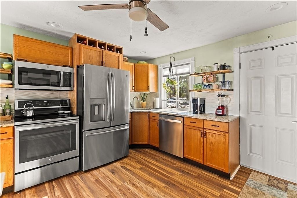 168 Hart St APT 23 Taunton, MA 02780 - Thumbnail 5