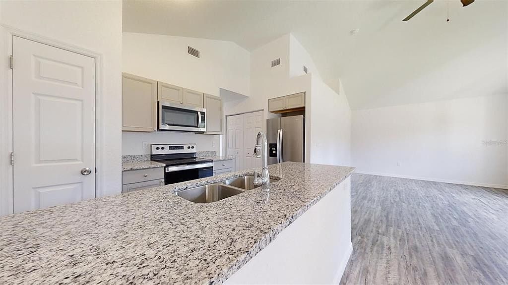 4083 SE 130th Pl Belleview, FL 34420 - Thumbnail 5