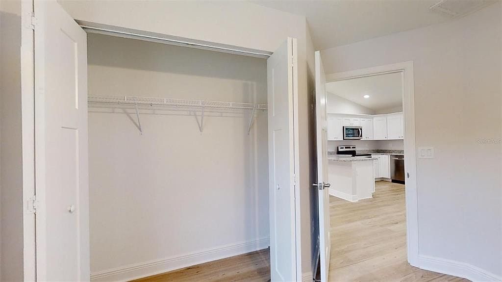 42 Sequoia Loop Ct Ocklawaha, FL 32179 - Thumbnail 5