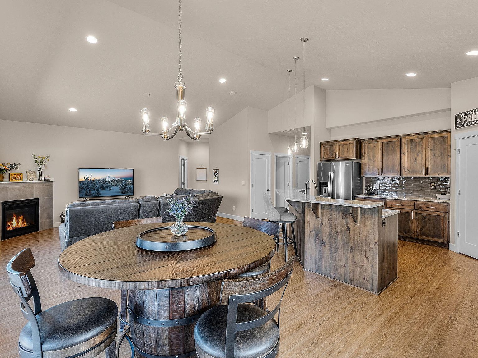 4847 SW Zenith Ave Redmond, OR 97756 - Thumbnail 5