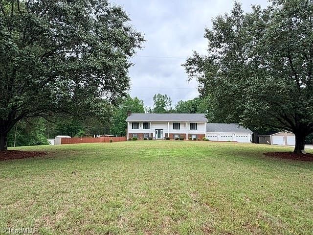 786 Central Rd Clemmons, NC 27012 - Thumbnail 5