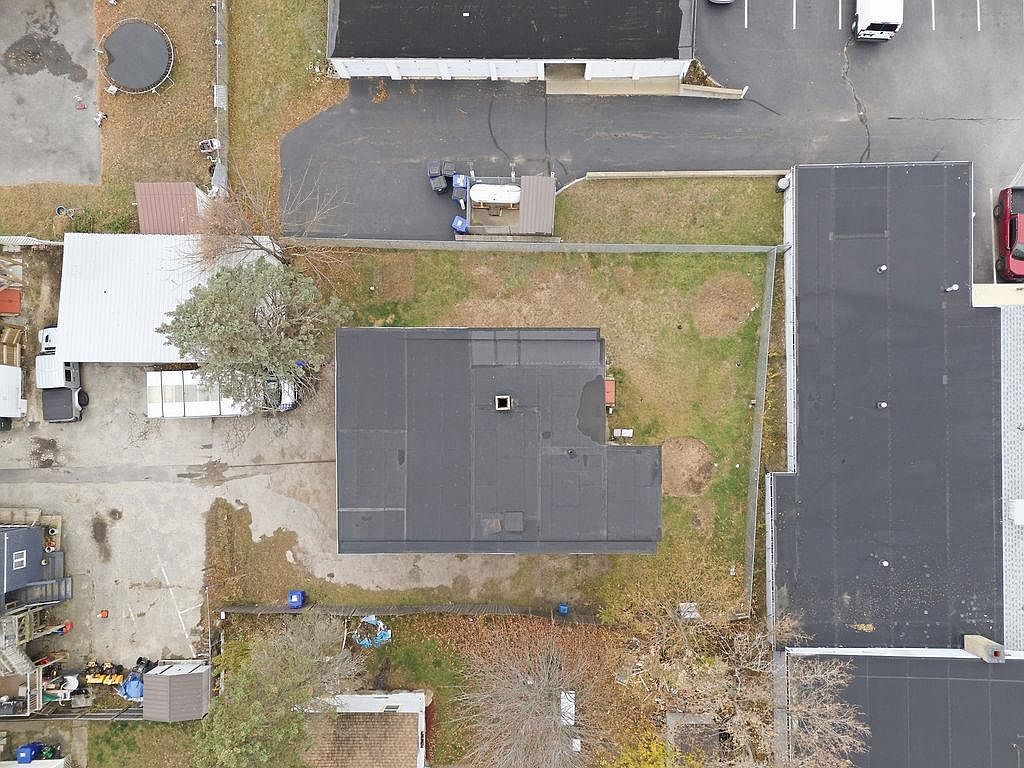 618 Prescott St Manchester, NH 03103 - Thumbnail 5