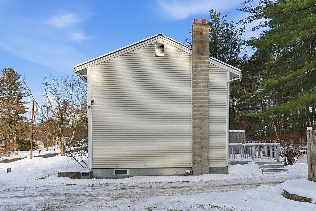 10 Woodburn Rd Unit C Litchfield, NH 03052 - Thumbnail 5