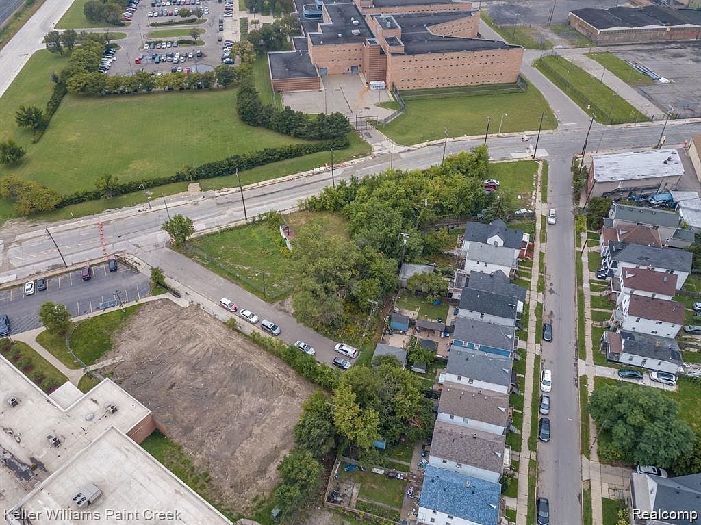 8306 Conant St Detroit, MI 48211 - Thumbnail 5