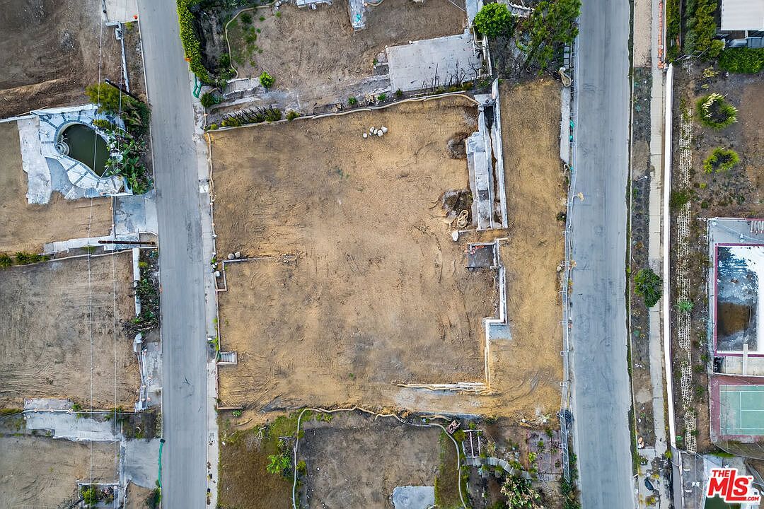 14902 McKendree Ave Pacific Palisades, CA 90272 - Thumbnail 5