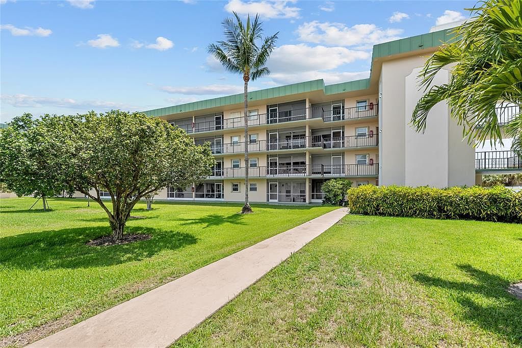 808 SE 7th St APT 105-B Deerfield Beach, FL 33441 - Thumbnail 5