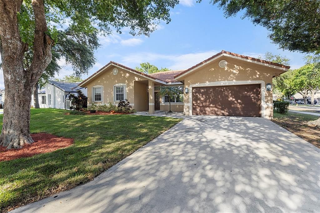 5012 NW 45th Ave Coconut Creek, FL 33073 - Thumbnail 5