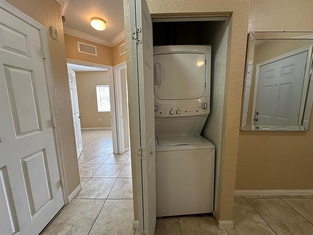 1091 Golden Lakes Blvd APT 422 West Palm Beach, FL 33411 - Thumbnail 5