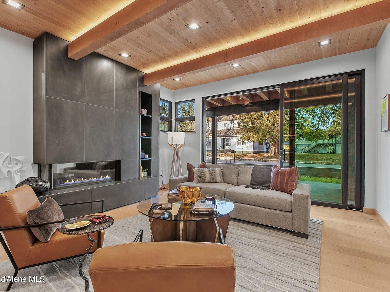 808 E Lakeside Ave Coeur D Alene, ID 83814 - Thumbnail 5