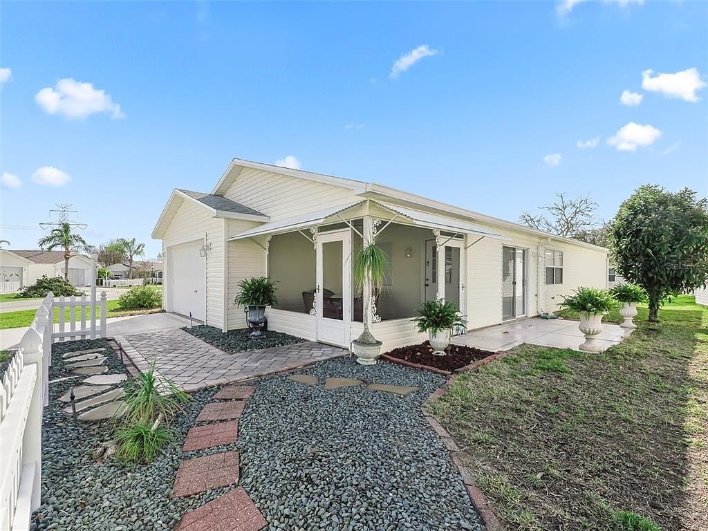 2606 Olivarez Way The Villages, FL 32162 - Thumbnail 5