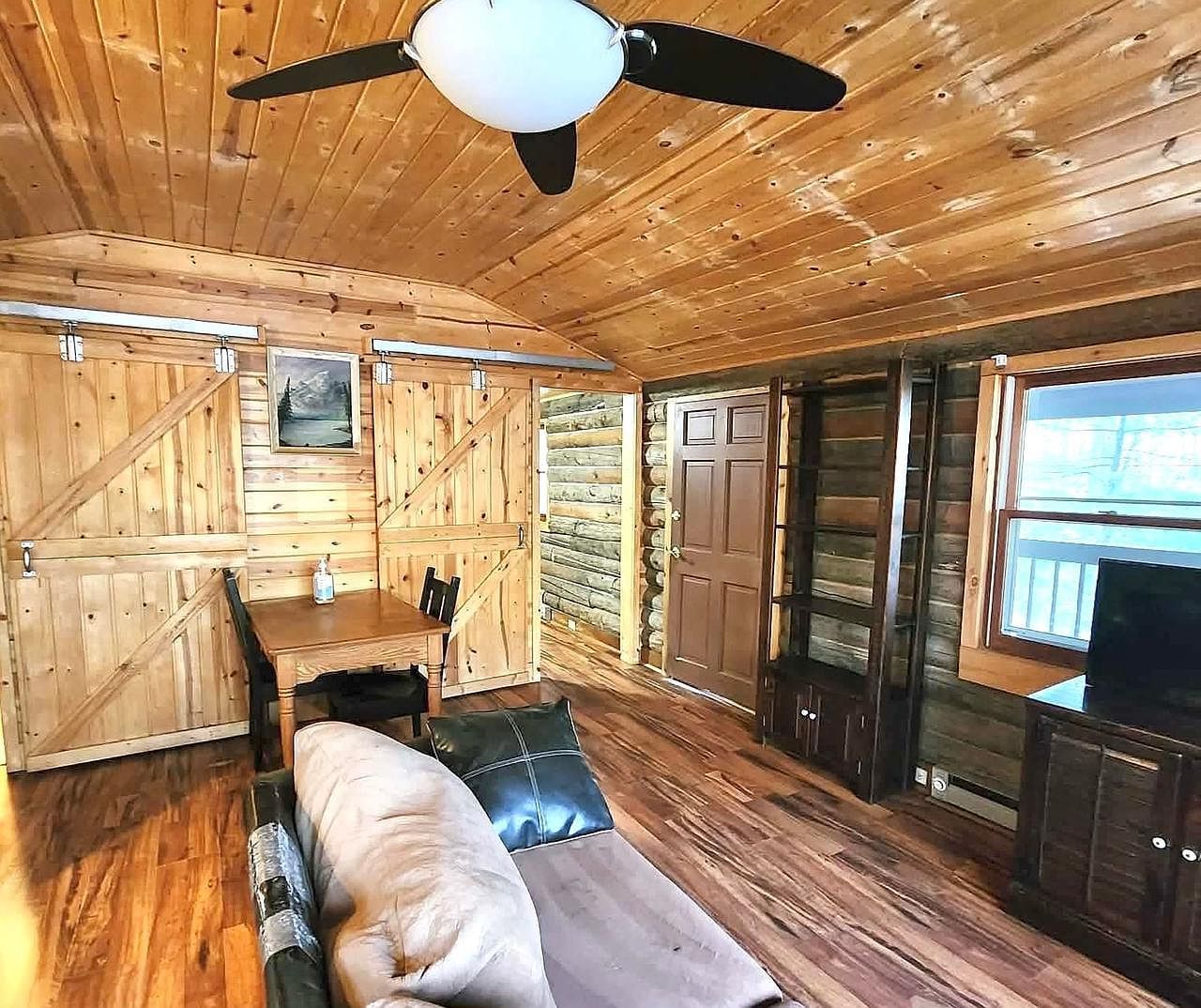 279 Lakeshore Dr Oxford, WI 53952 - Thumbnail 5