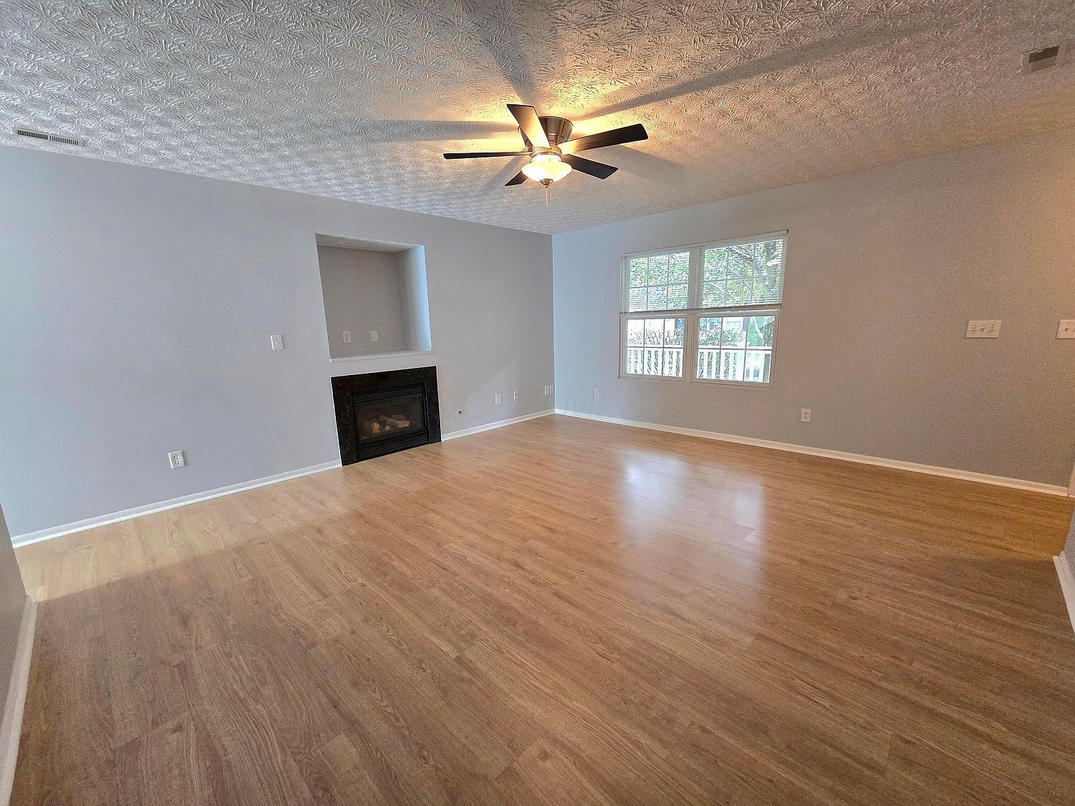 8293 Mira St Columbus, OH 43240 - Thumbnail 5