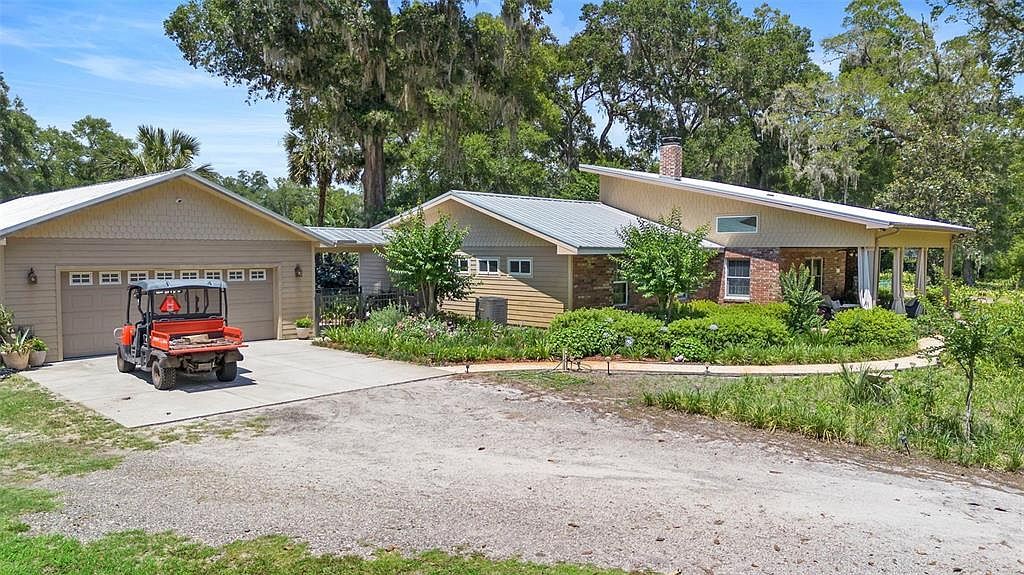 1056 Reynolds Rd De Leon Springs, FL 32130 - Thumbnail 5