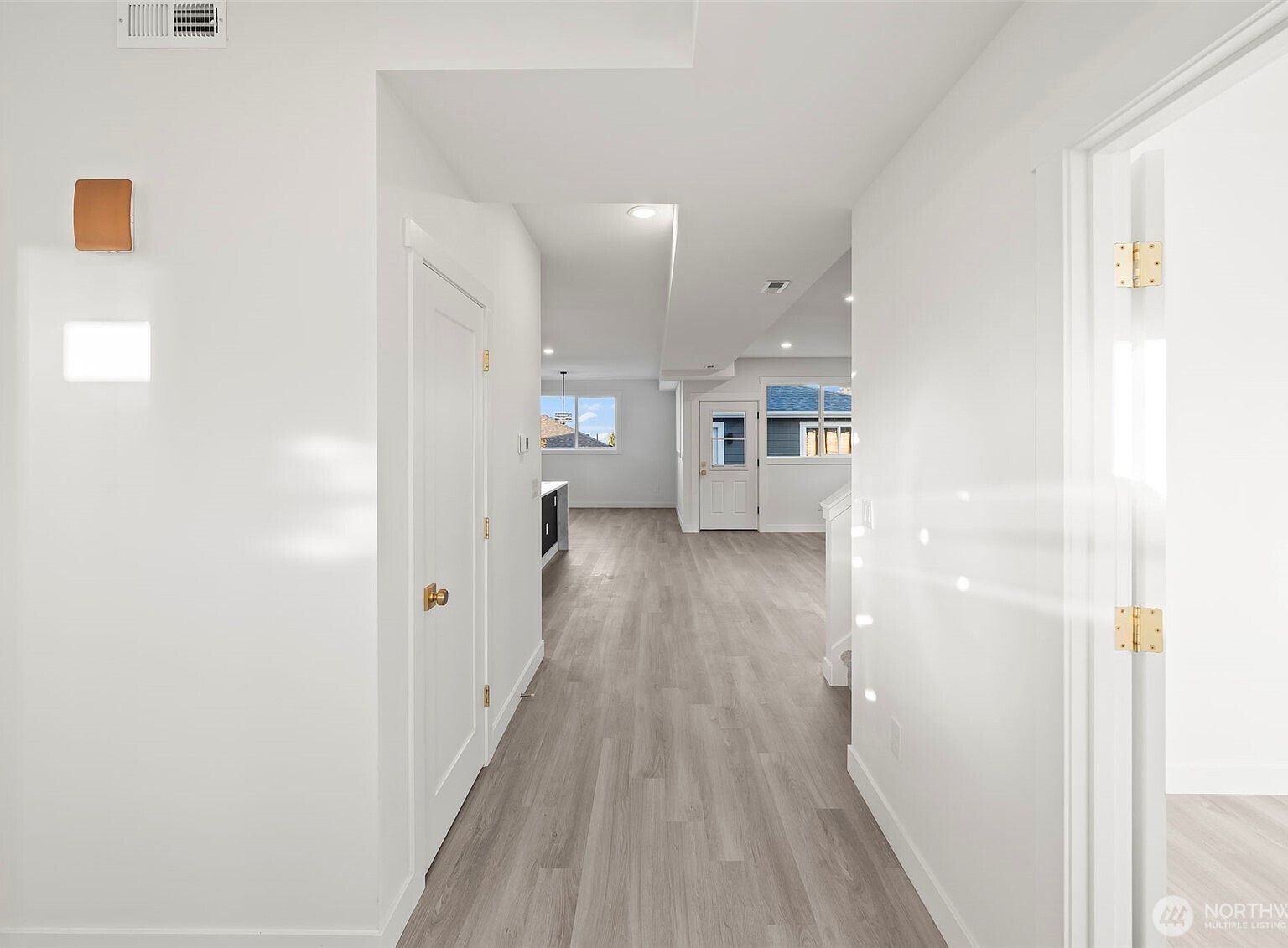 3102 44th Ave NE Tacoma, WA 98422 - Thumbnail 5