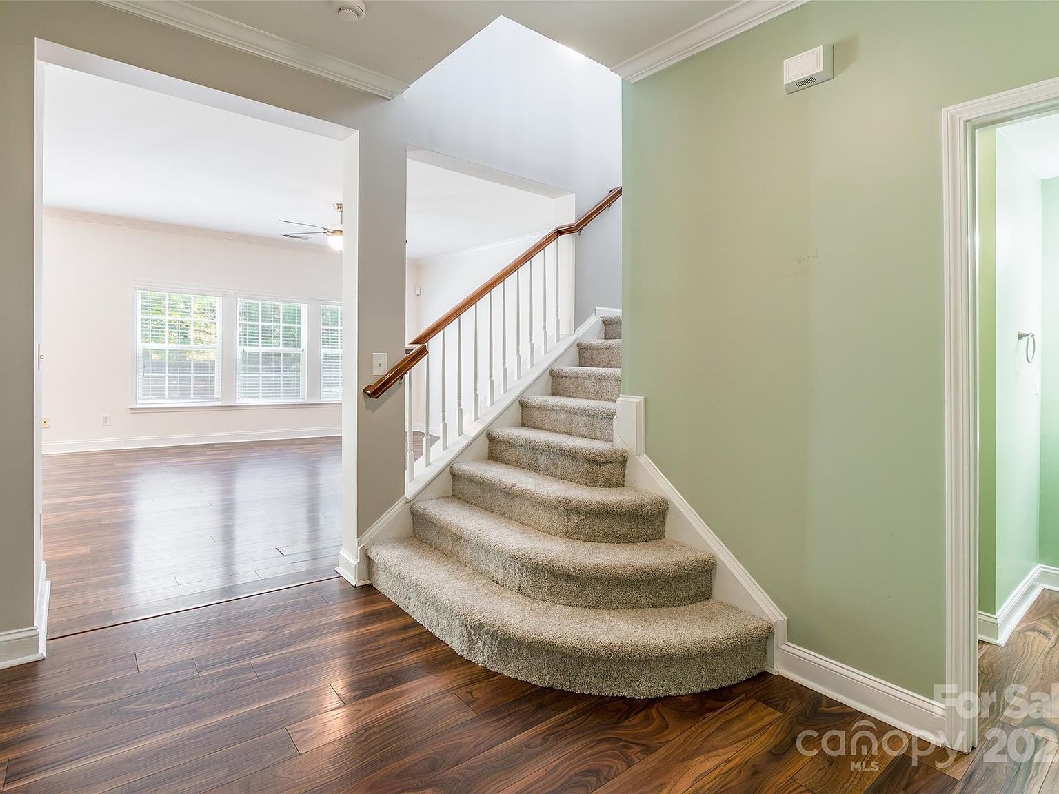 9312 Seamill Rd Charlotte, NC 28278 - Thumbnail 5