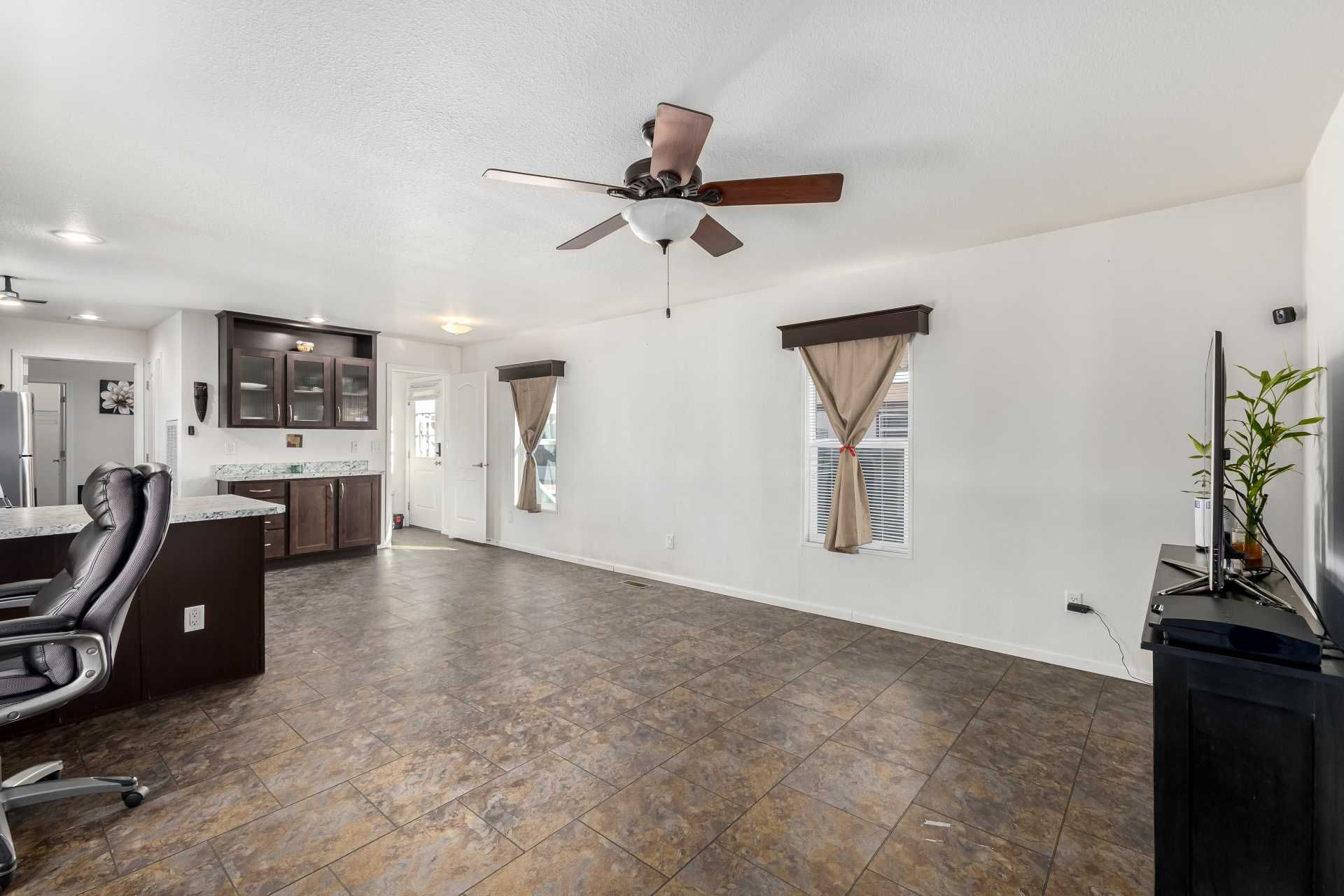 12721 W Greenway Rd #237, El Mirage, AZ 85335, USA - Thumbnail 5