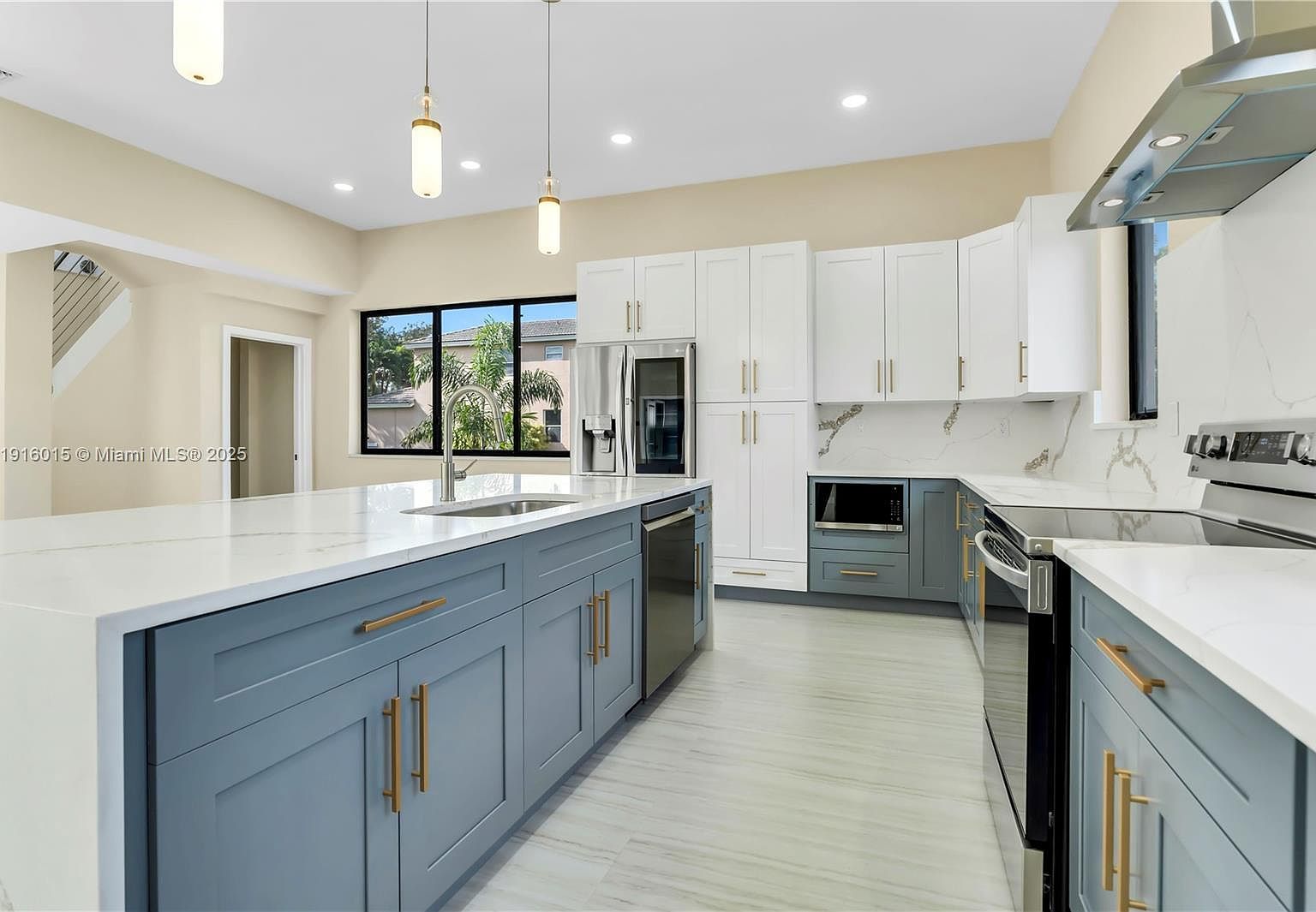 12061 NW 26th St Plantation, FL 33323 - Thumbnail 5