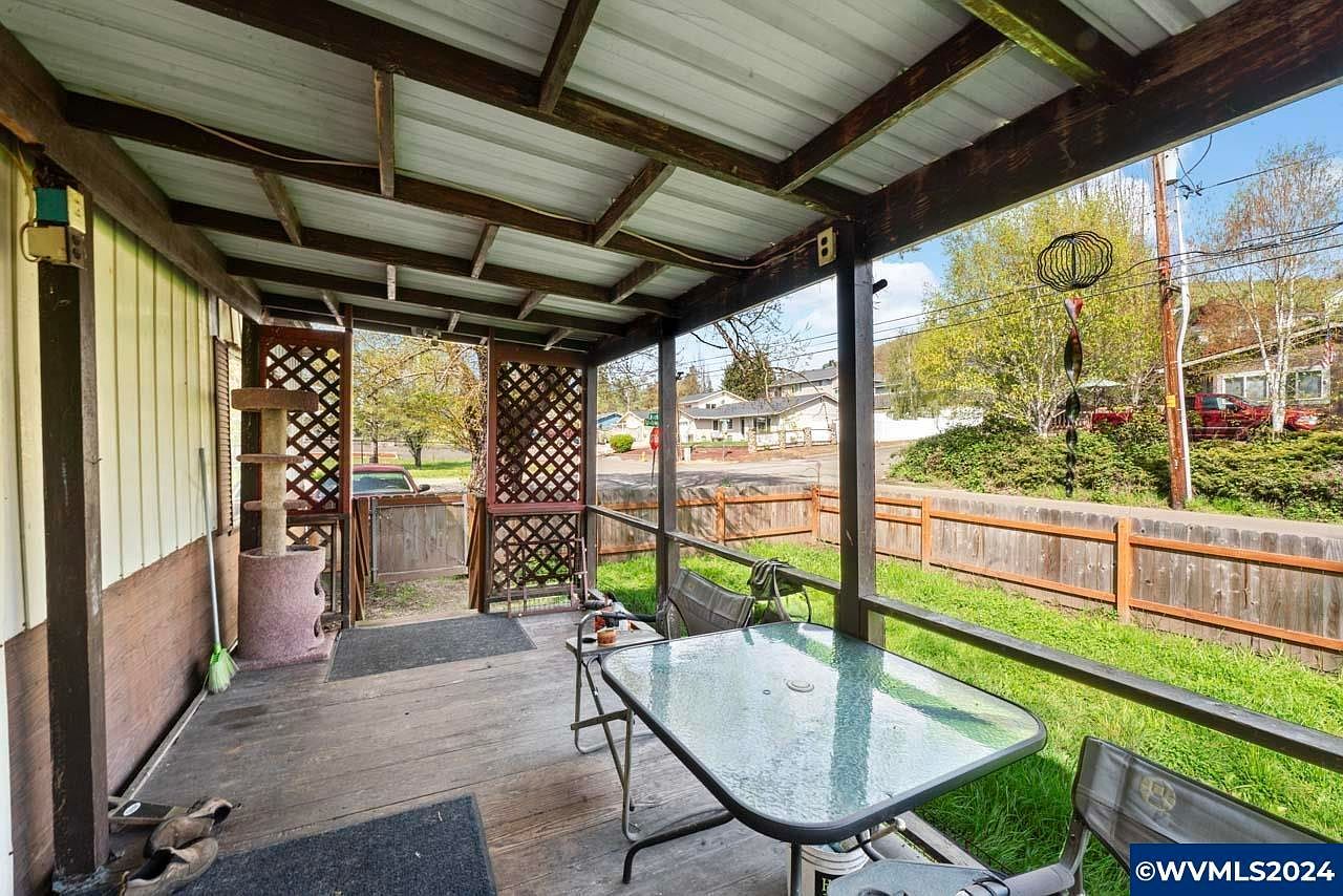 4903 Melody Ln Roseburg, OR 97471 - Thumbnail 5