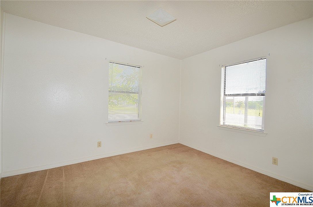 704 W Avenue B Copperas Cove, TX 76522 - Thumbnail 5