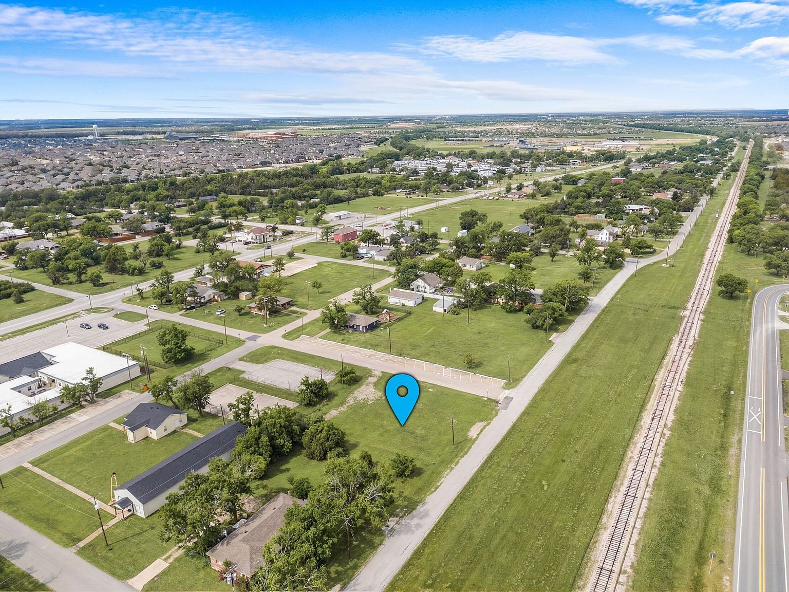 211 N Riggins St Anna, TX 75409 - Thumbnail 5