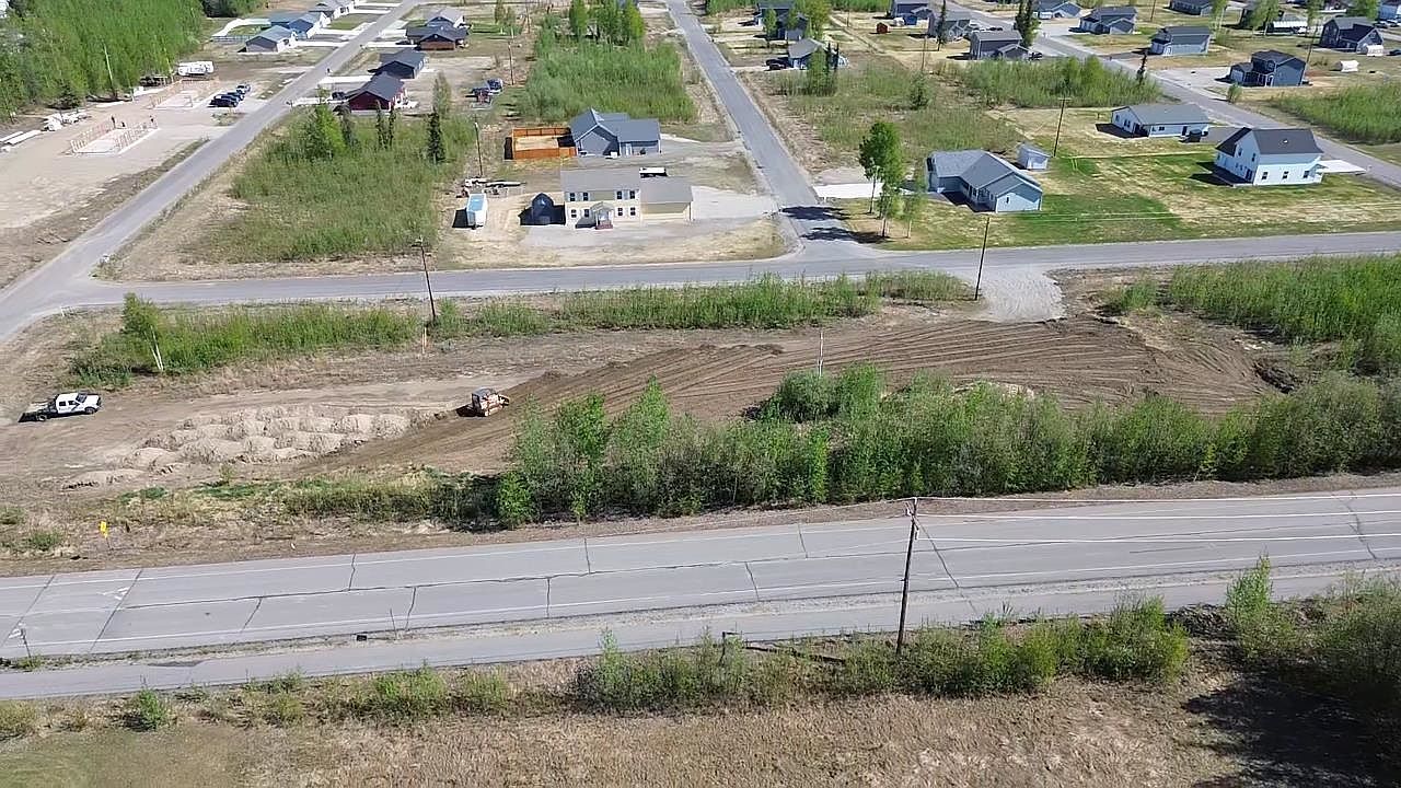 2477 Therron St North Pole, AK 99705 - Thumbnail 5