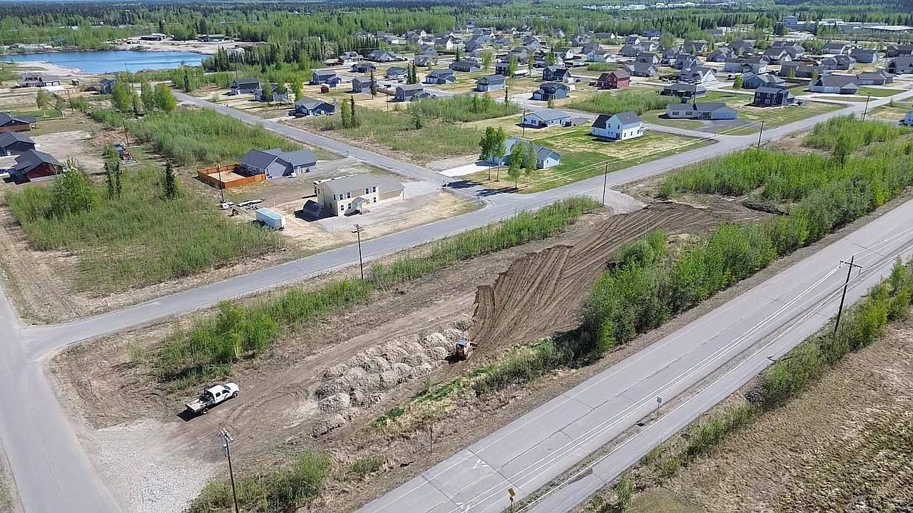 2485 Therron St North Pole, AK 99705 - Thumbnail 5