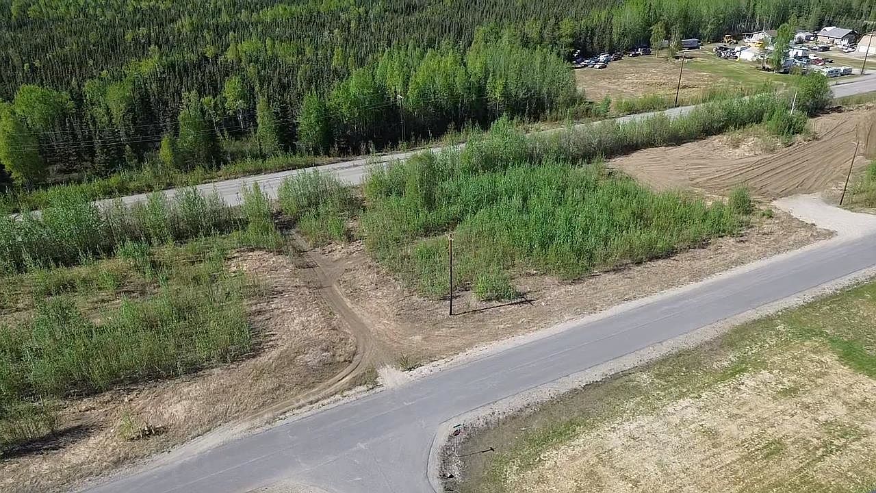 2527 Therron St North Pole, AK 99705 - Thumbnail 5