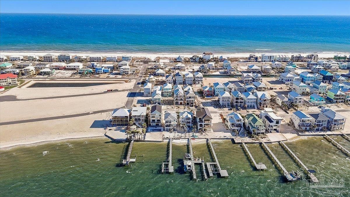 7331 Grand Navarre Blvd Navarre, FL 32566 - Thumbnail 5