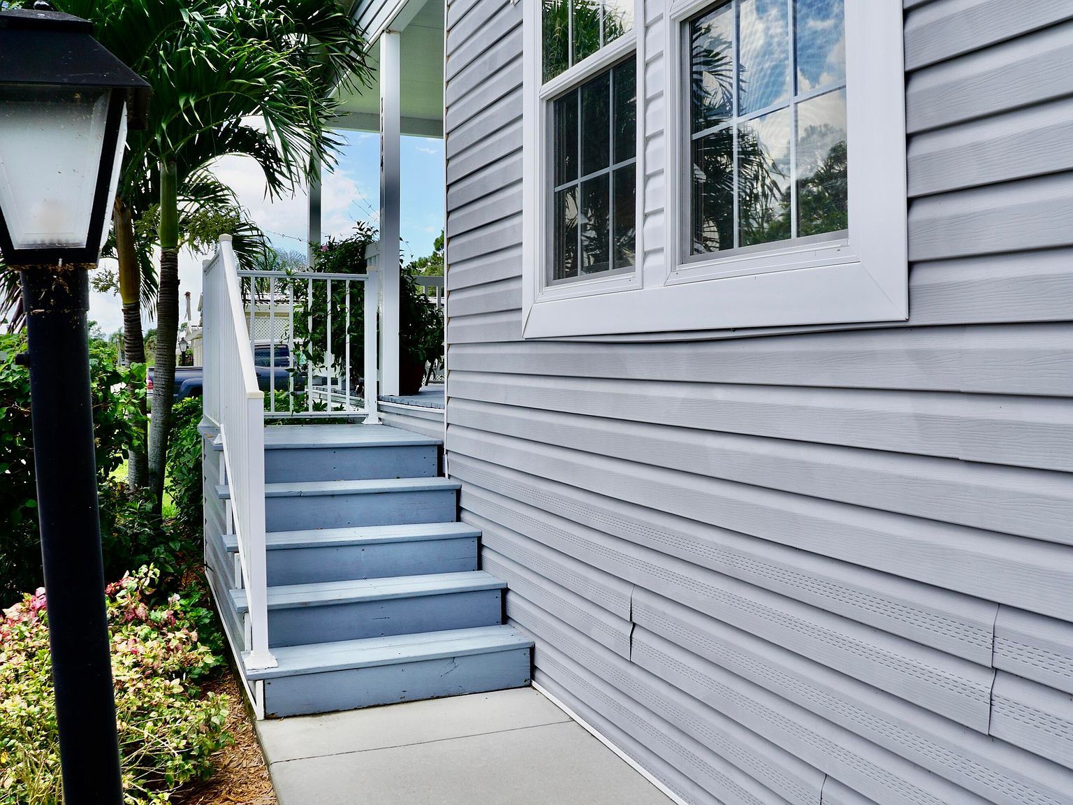 1114 Friendship Dr Vero Beach, FL 32966 - Thumbnail 5