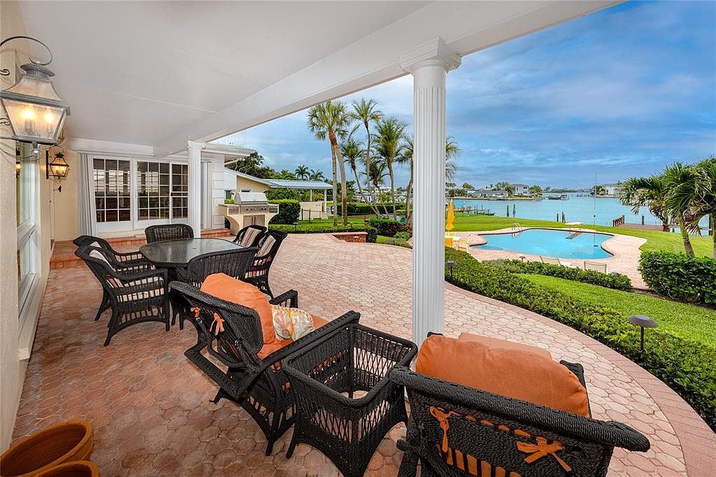 224 Harbor View Ln Largo, FL 33770 - Thumbnail 5