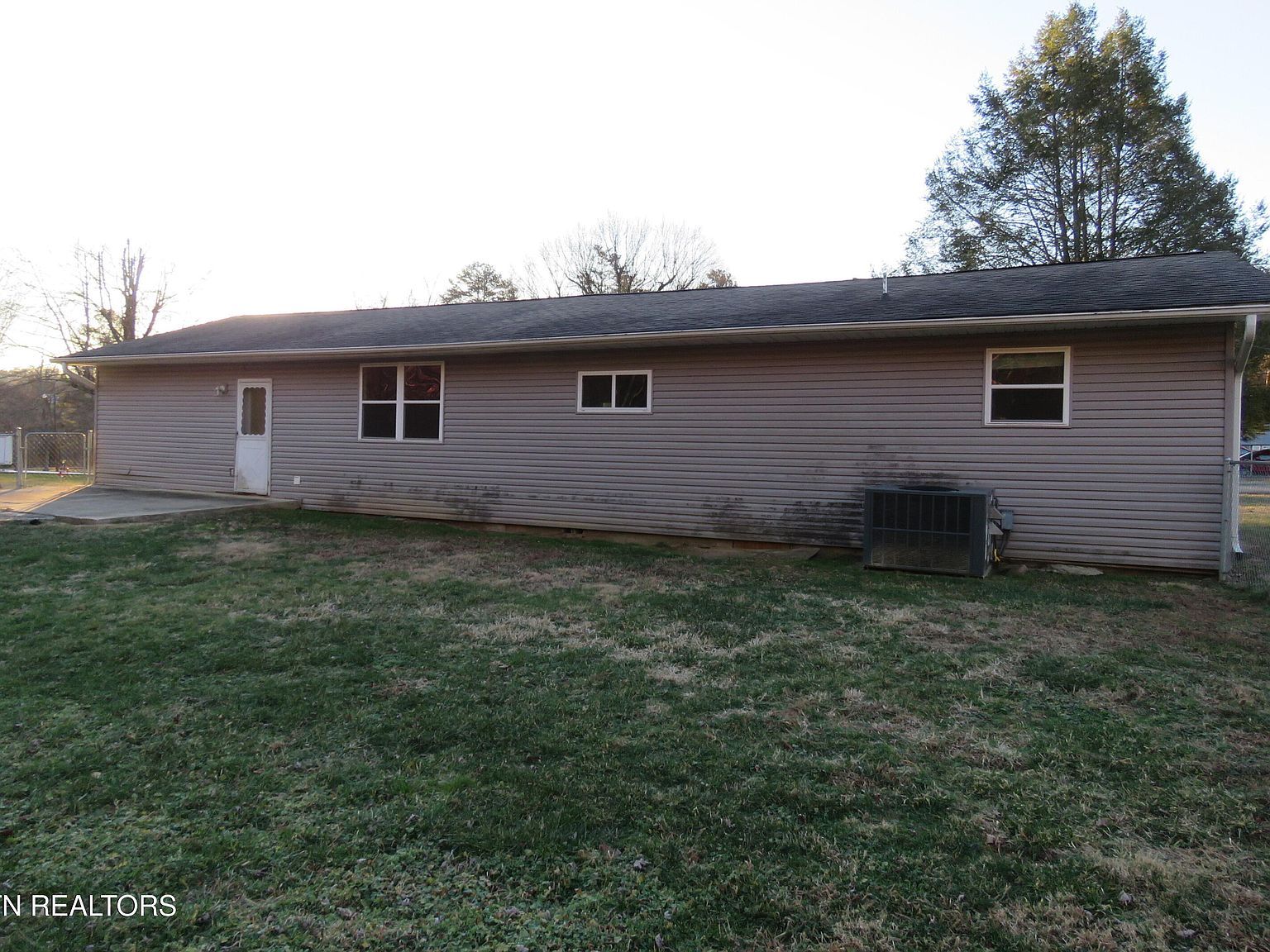 218 Lee Vlg Harriman, TN 37748 - Thumbnail 5