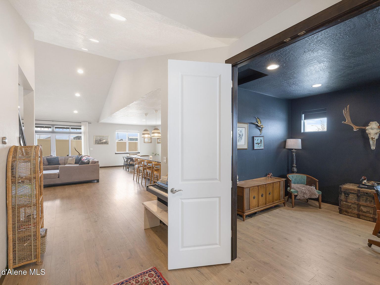 3366 N Cyprus Fox Loop Post Falls, ID 83854 - Thumbnail 5