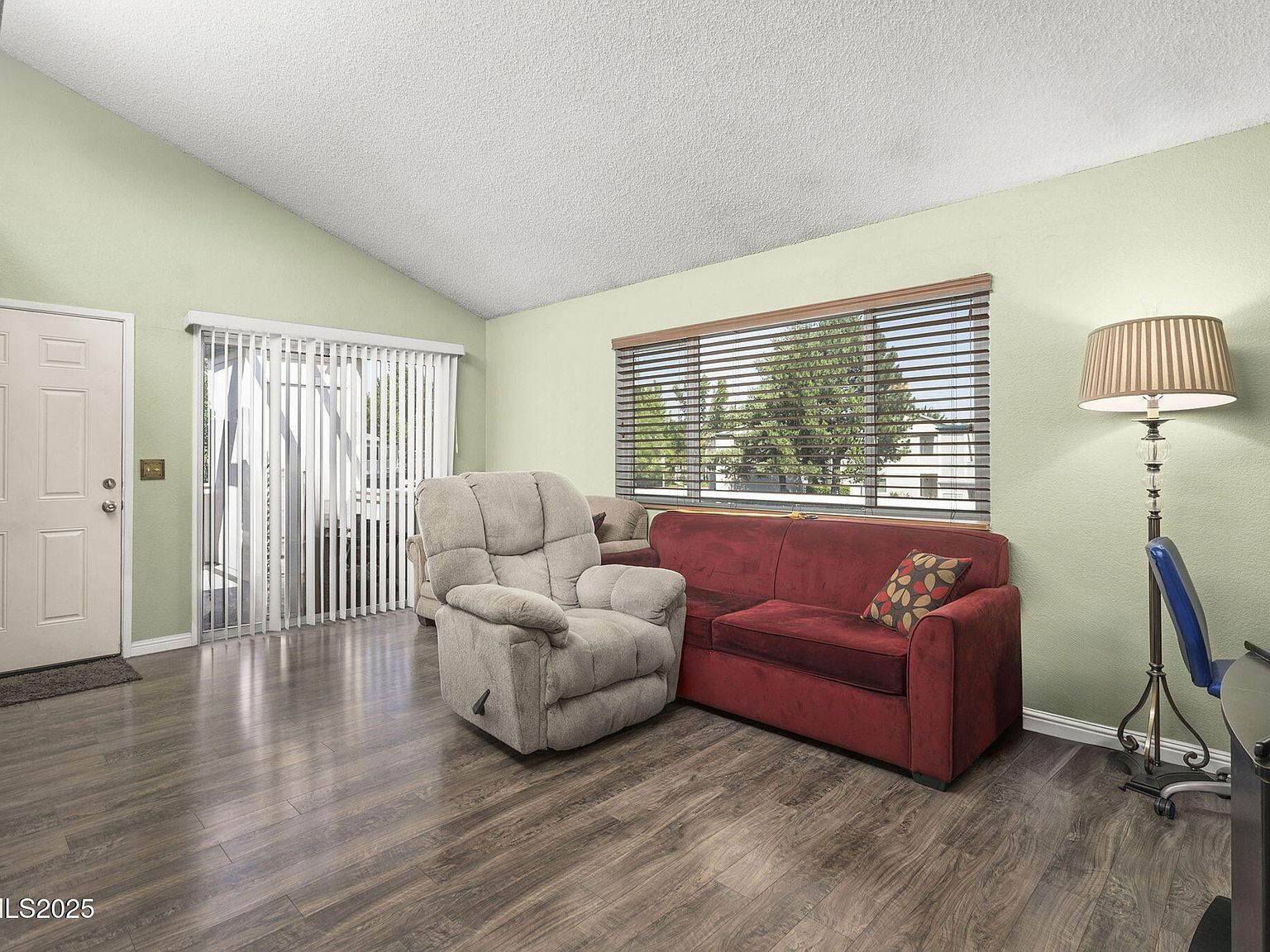 2407 Sunny Slope Dr APT 1 Sparks, NV 89434 - Thumbnail 5